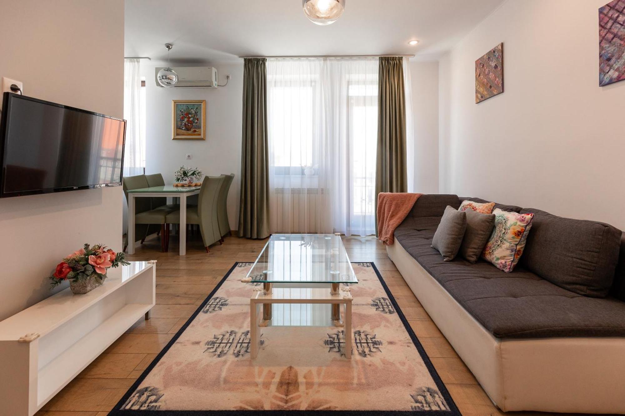 Salt Orchid Central Apartment Turda Ngoại thất bức ảnh